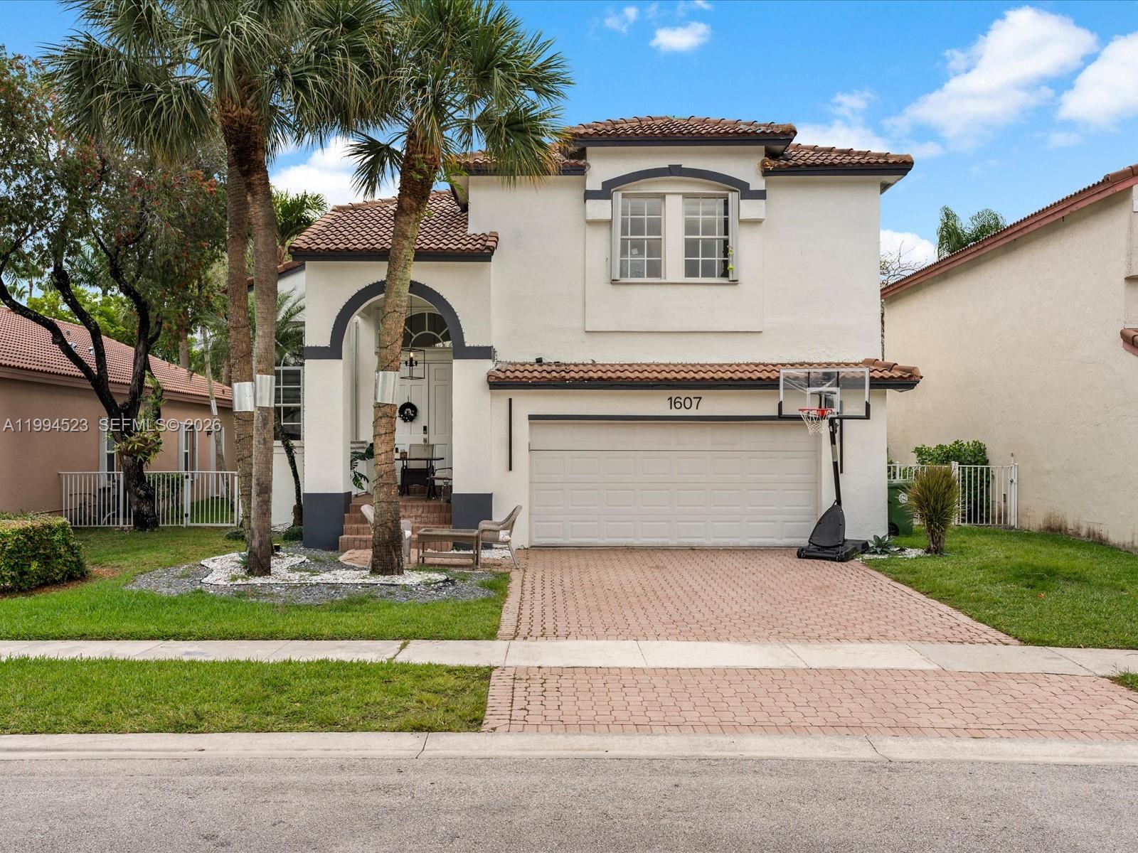 1607 SW 157th Ave Property Photo 1