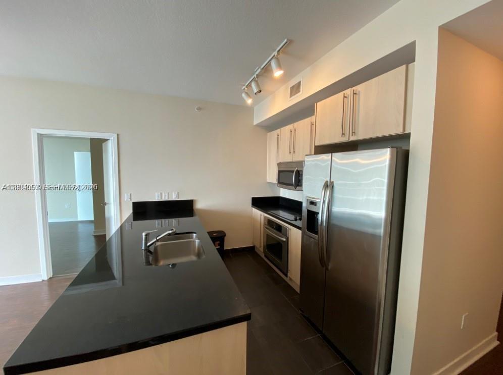 A11994593 Property Photo 5