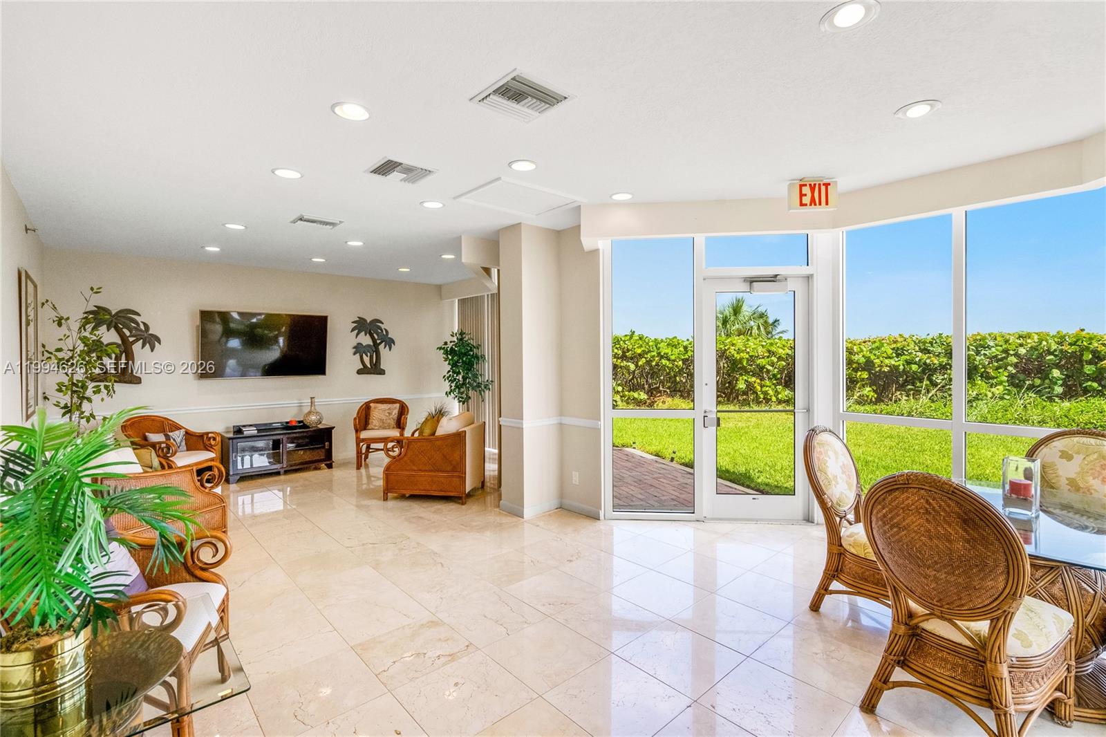 3870 N Highway A1a 405 Property Photo 37
