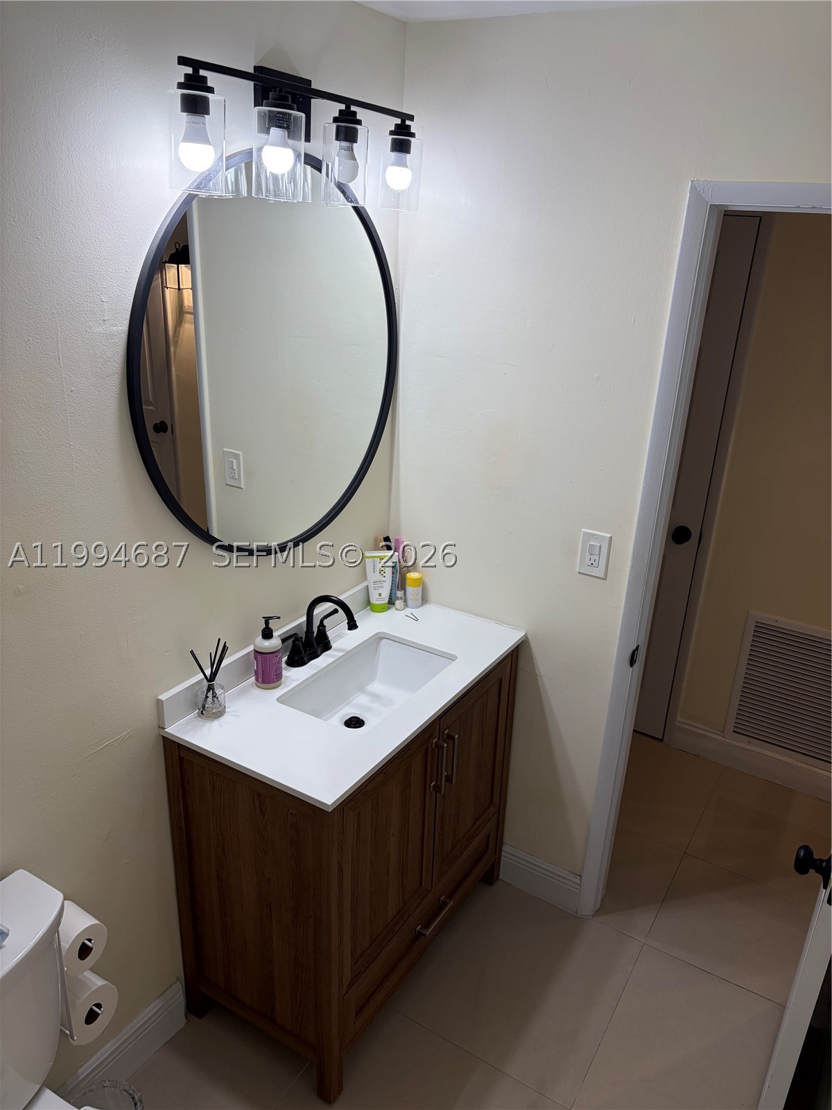 1631 Ne 114th St 305 Property Photo 13