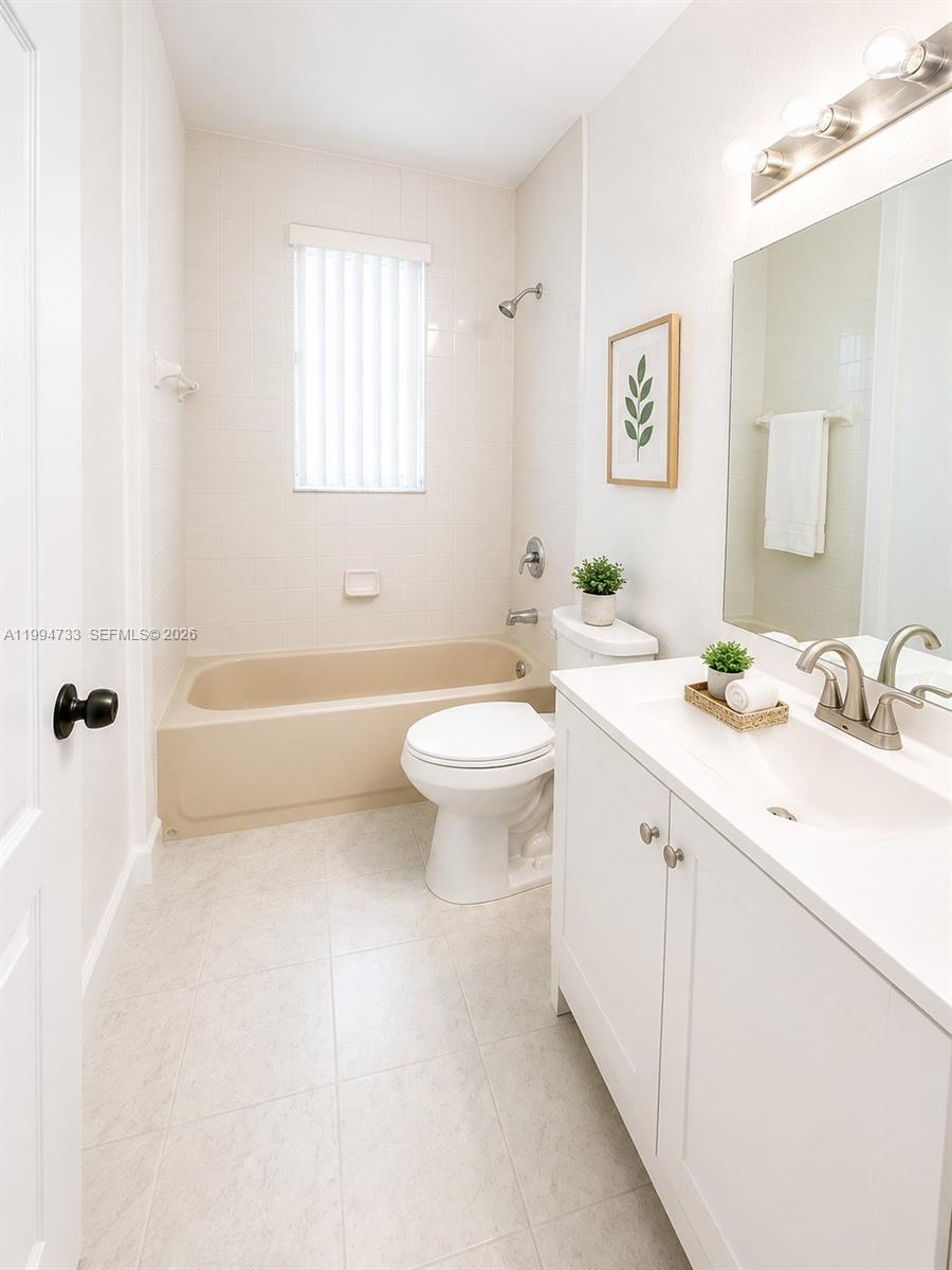 1656 Se 29th Ct 107 Property Photo 6
