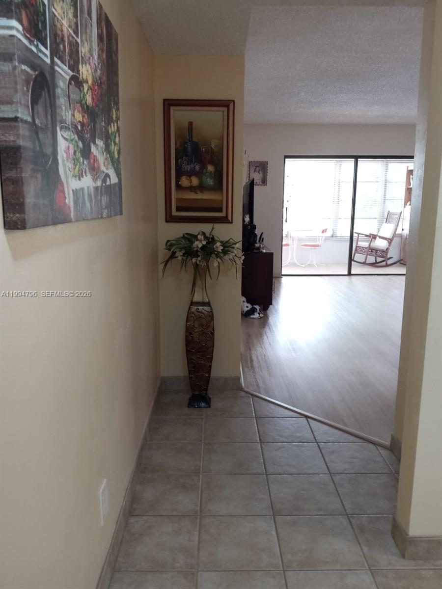 A11994796 Property Photo 6
