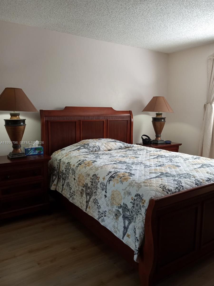 A11994796 Property Photo 14