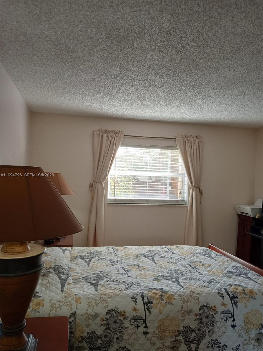 A11994796 Property Photo 16