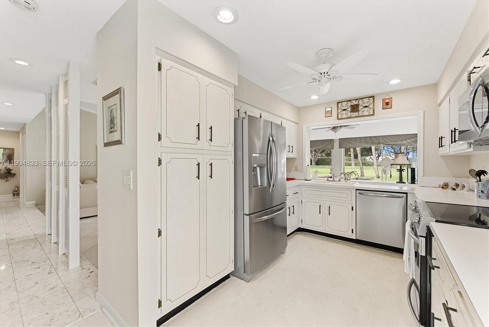 5669 Pinecrest Cir Property Photo 13