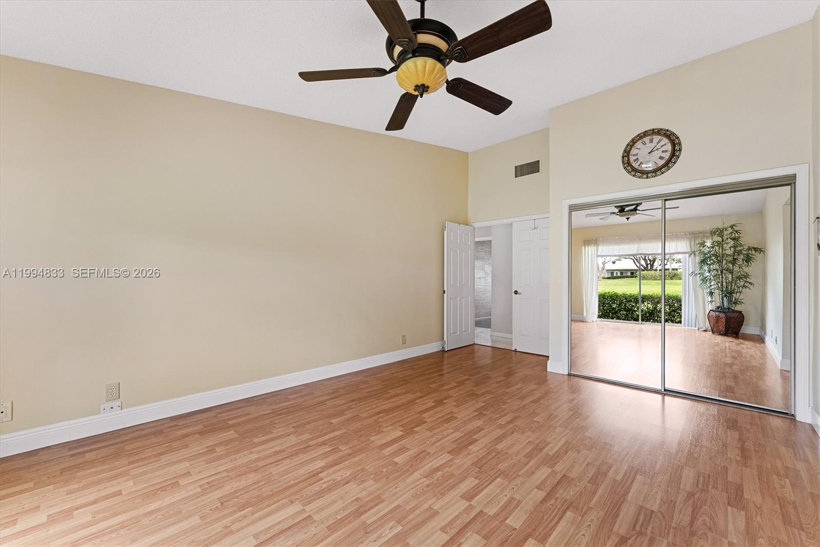 5669 Pinecrest Cir Property Photo 21