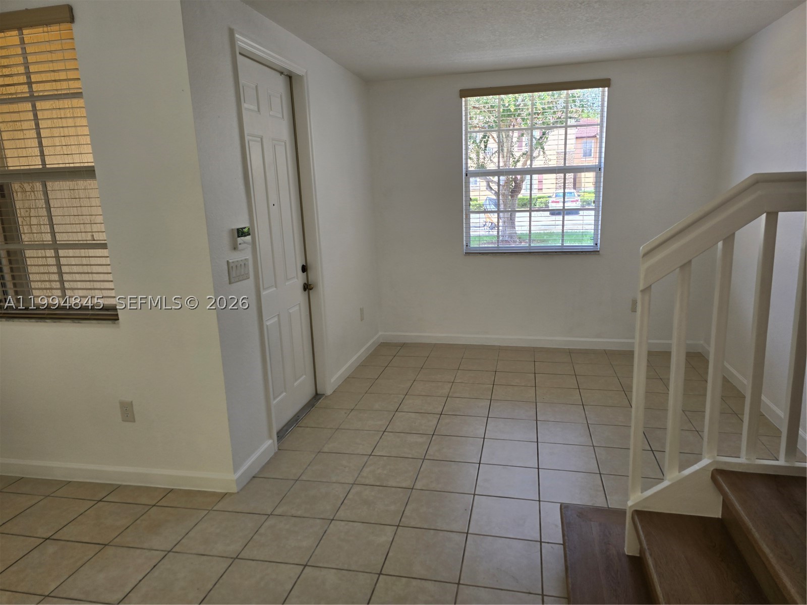 1575 Ne 33rd Ave 104-9 Property Photo 2