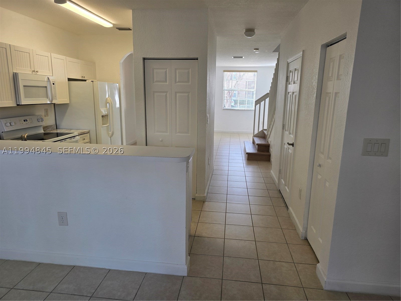 1575 Ne 33rd Ave 104-9 Property Photo 25