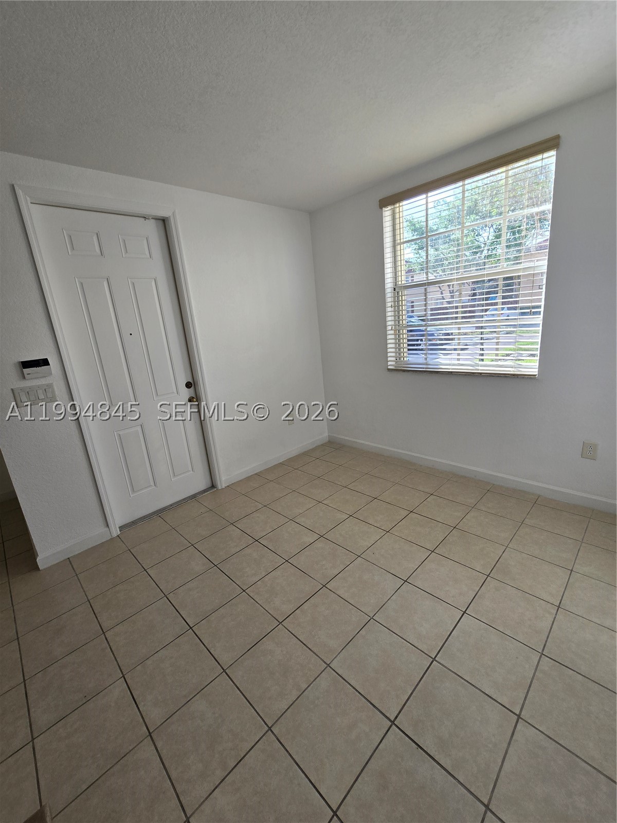 1575 Ne 33rd Ave 104-9 Property Photo 31