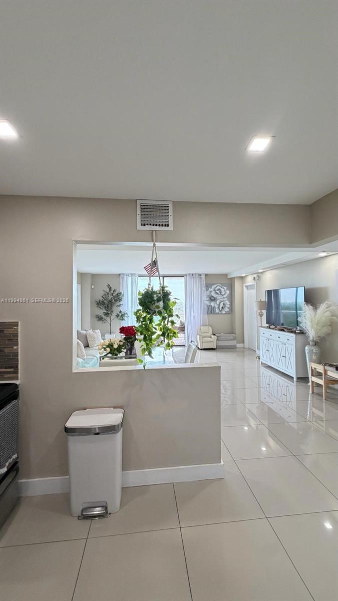 13499 Biscayne Blvd 805 Property Photo 18