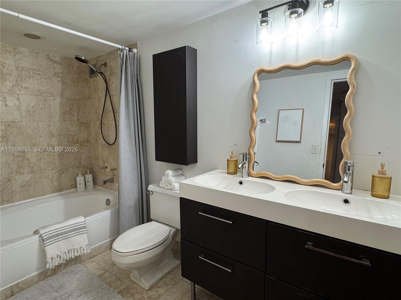 600 Parkview Dr 222 Property Photo 11
