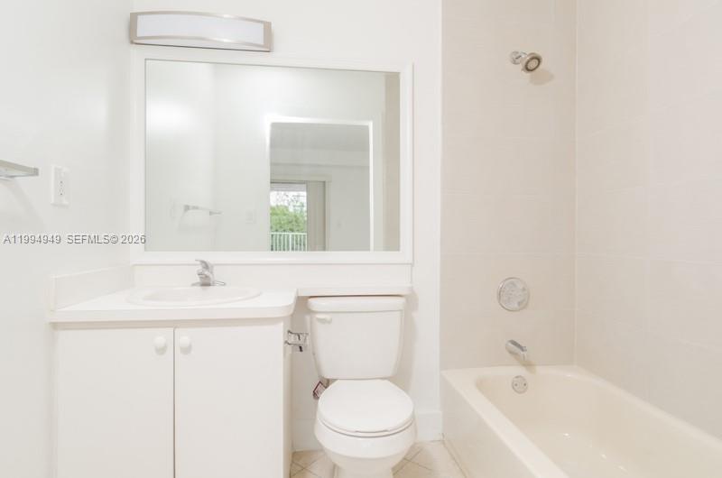 2734 Bird Ave 310 Property Photo 6