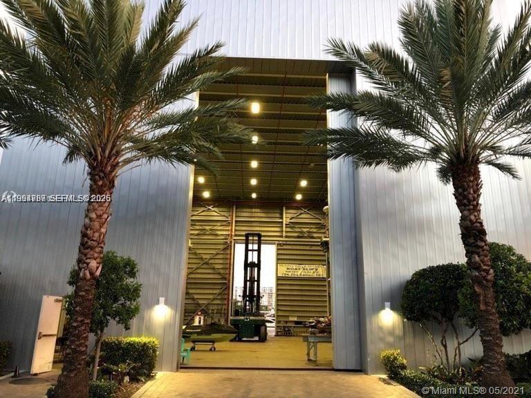 400 Sunny Isles Blvd Property Photo 3