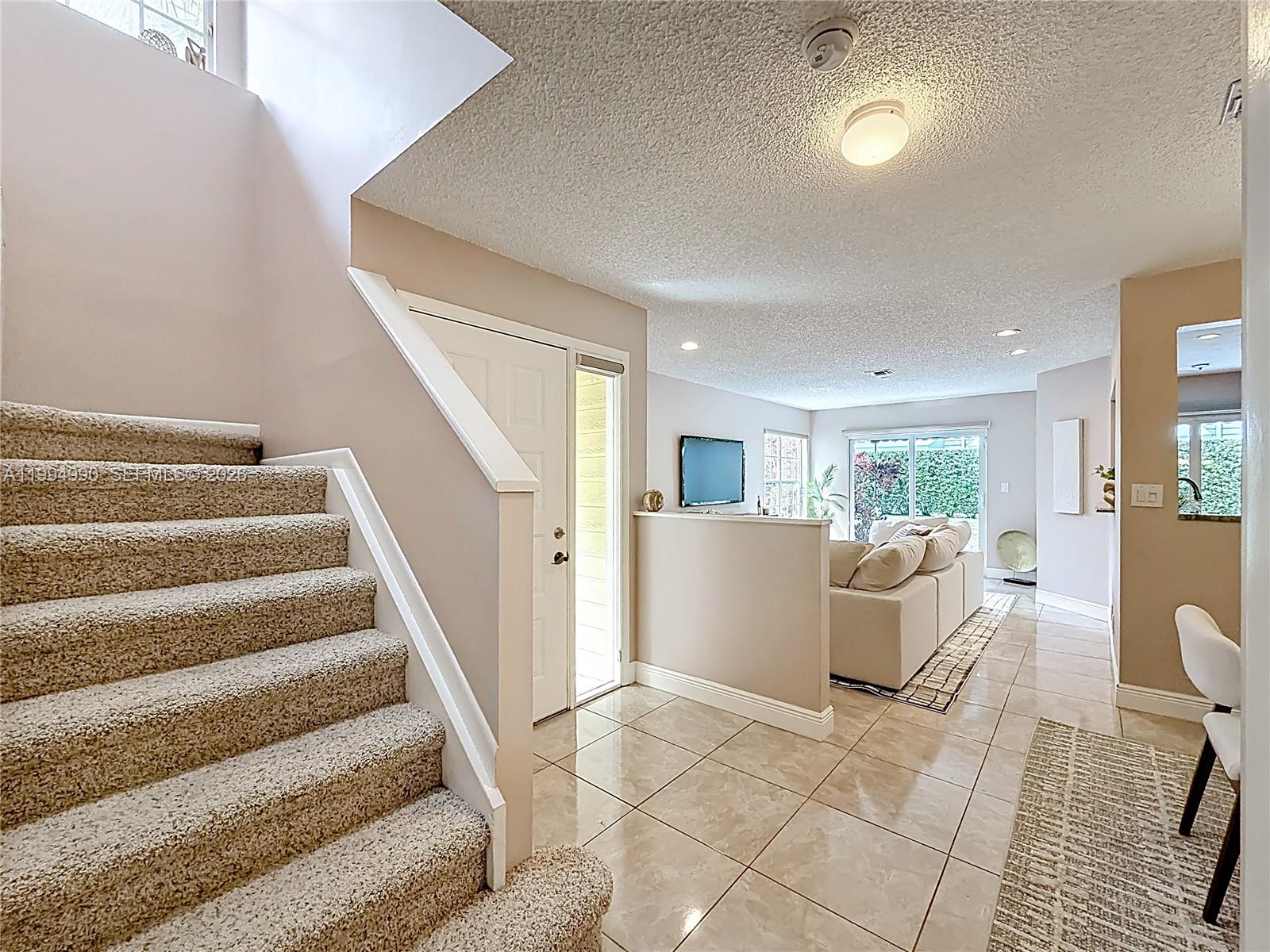 5043 Pointe Emerald Ln Property Photo 32