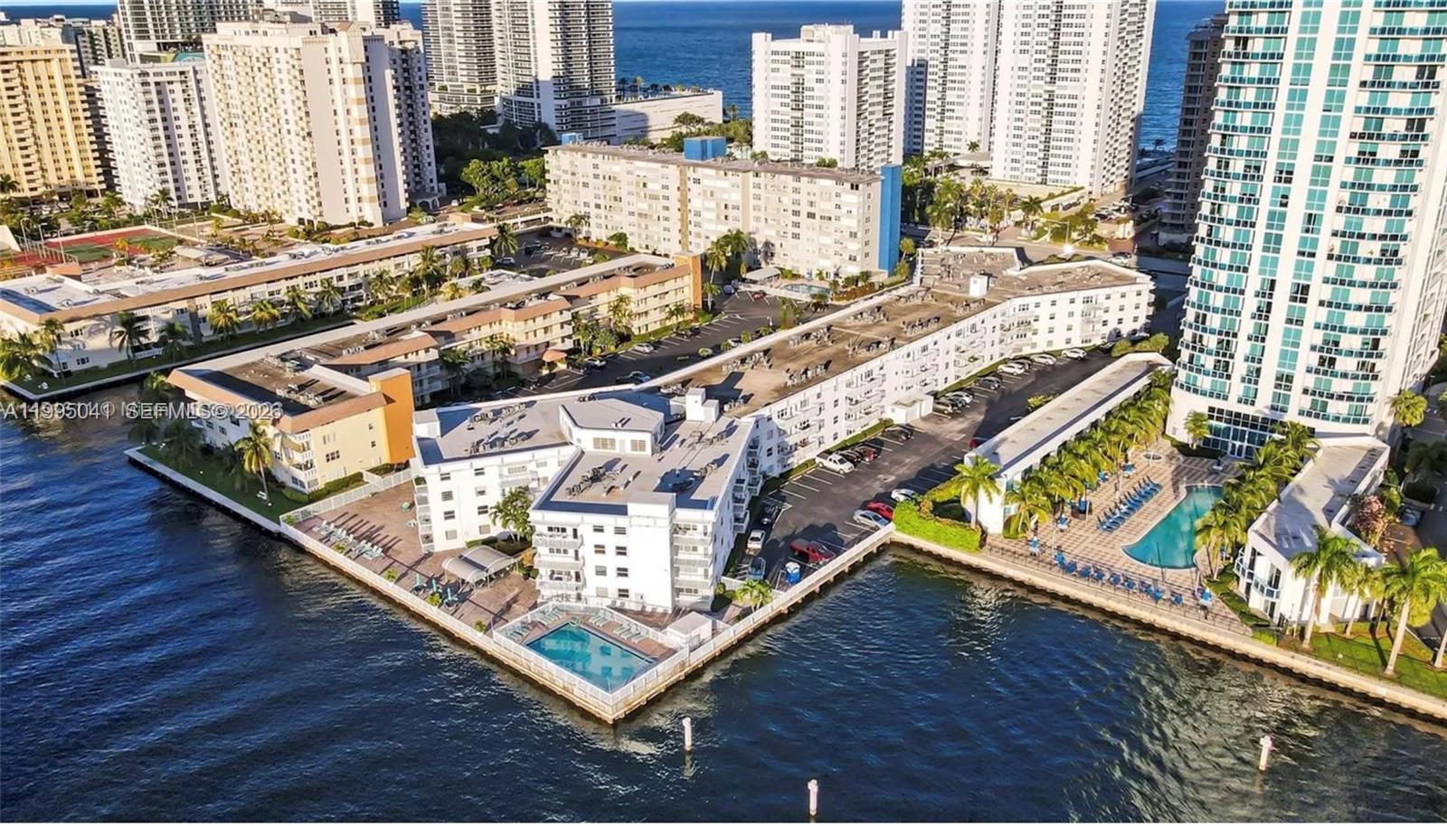 1913 S Ocean Dr 129 Property Photo 11