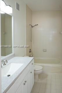 7070 Nw 177th St 206-10 Property Photo 3