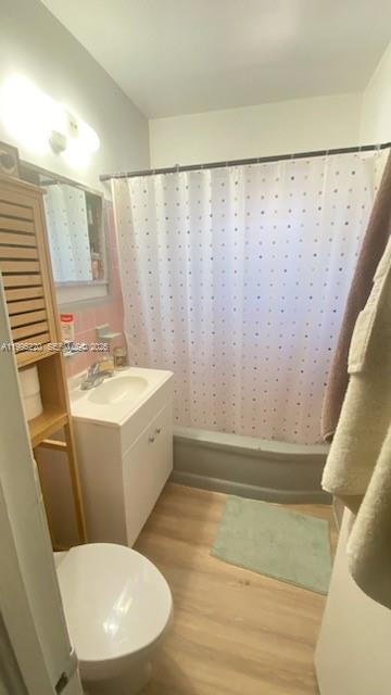 7440 Byron Ave 12b Property Photo 6