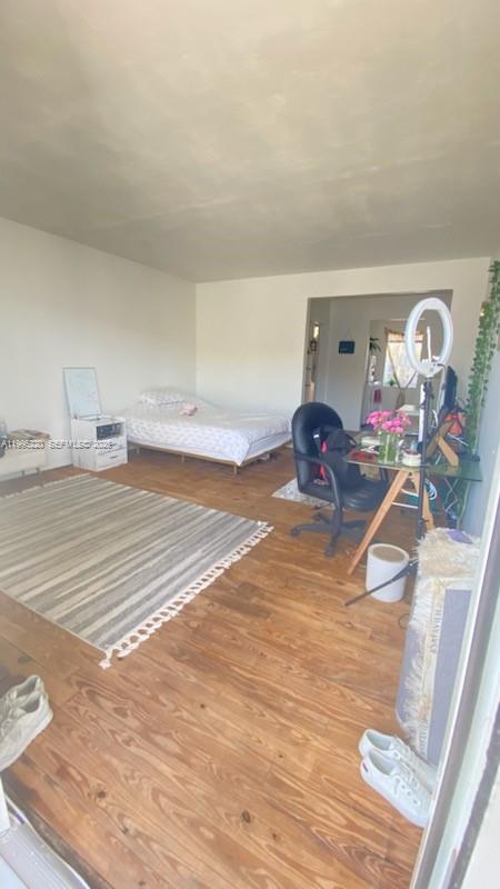 7440 Byron Ave 12b Property Photo 11