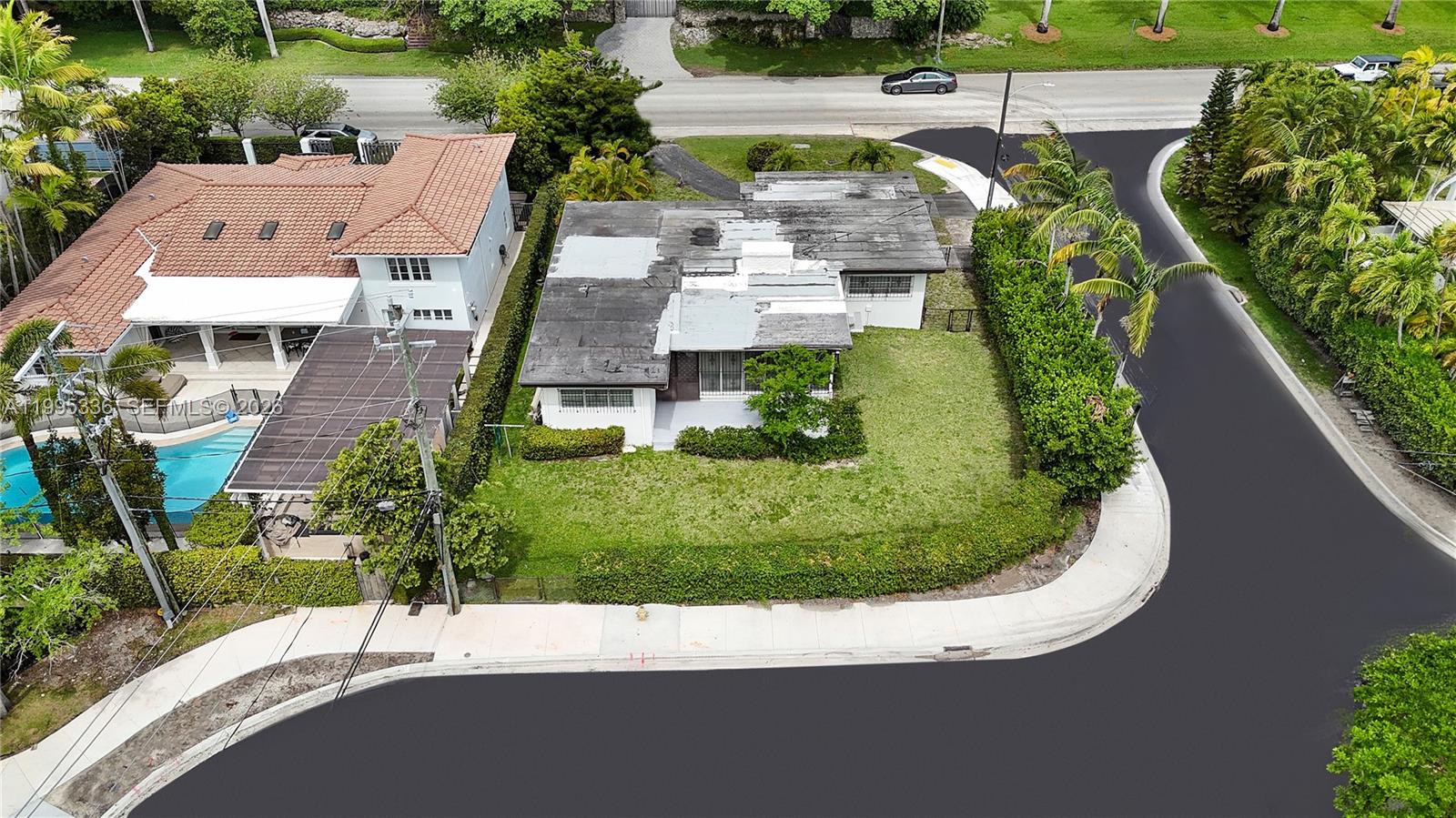 1630 S Bayshore Dr Property Photo 1