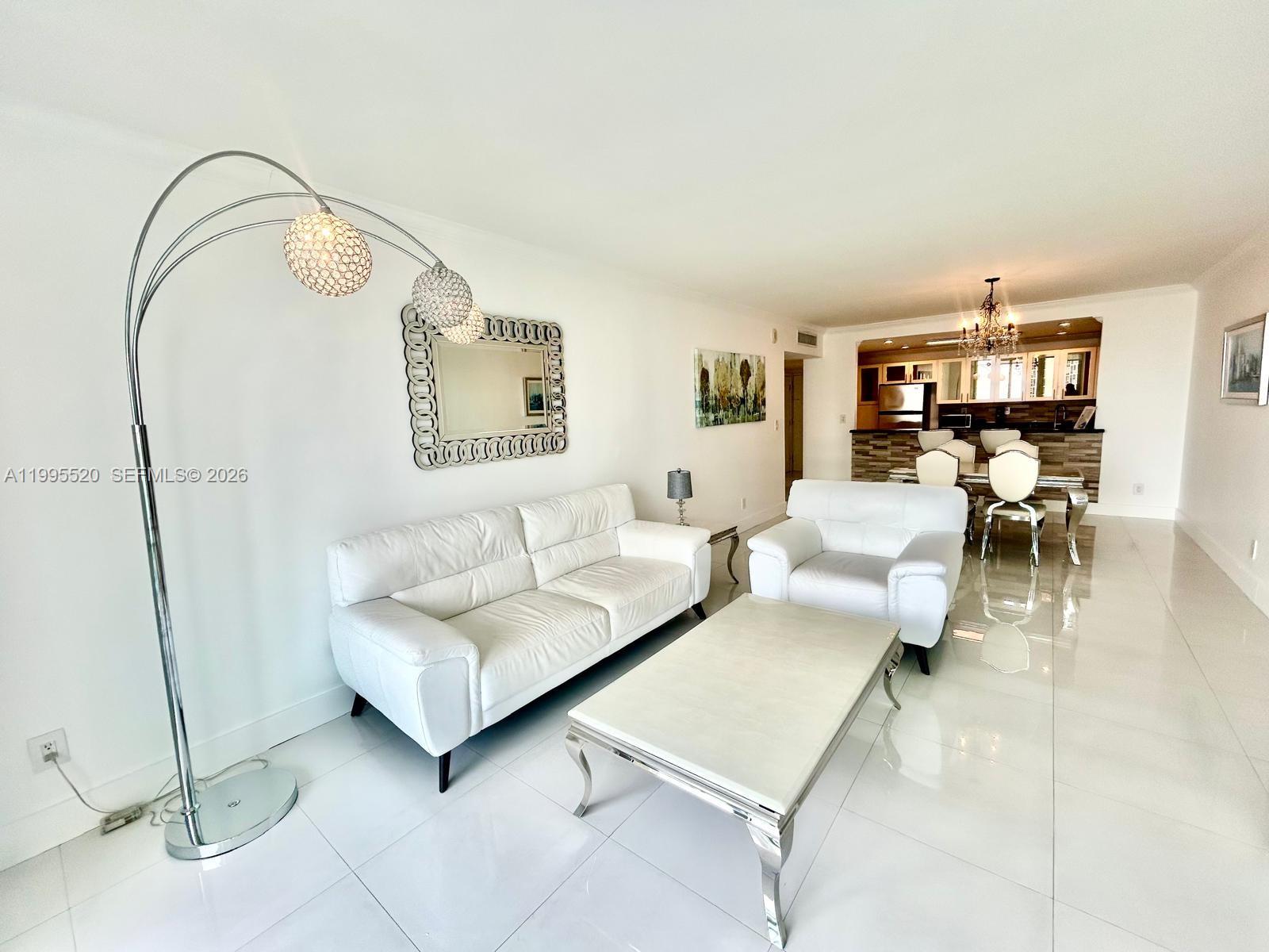 19370 Collins Ave 1015 Property Photo 3