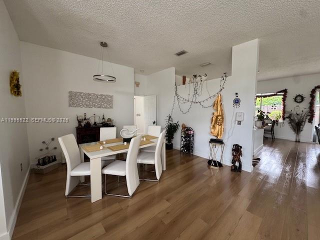A11995522 Property Photo 7