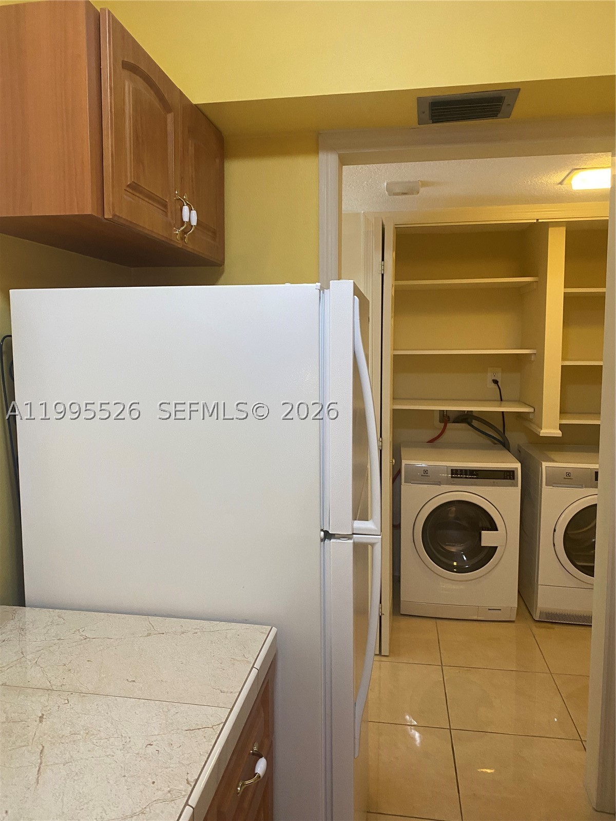 9301 Sw 92nd Ave 210c Property Photo 10