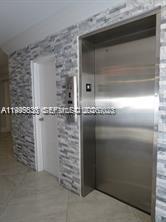 2900 Banyan St 408 Property Photo 2
