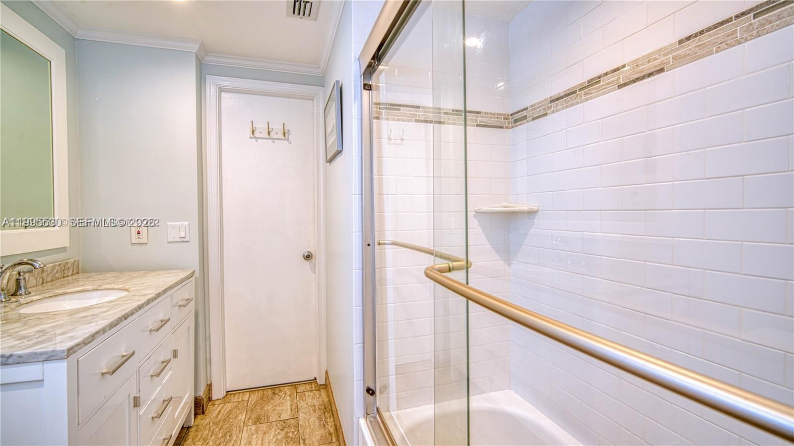 2900 Banyan St 408 Property Photo 15