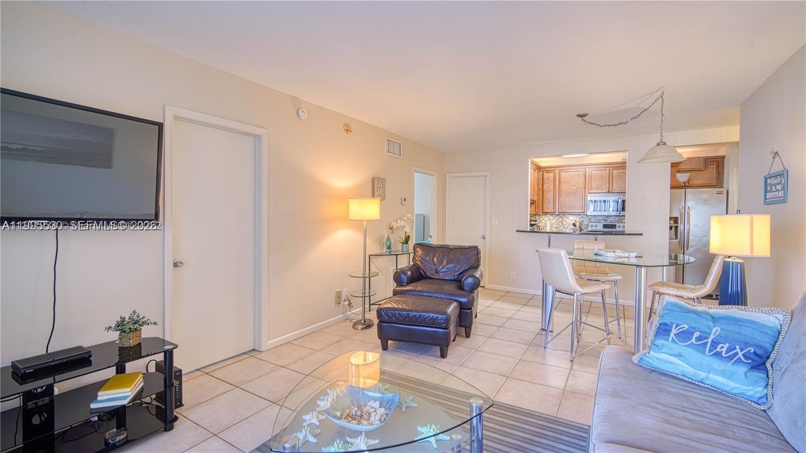 2900 Banyan St 408 Property Photo 22