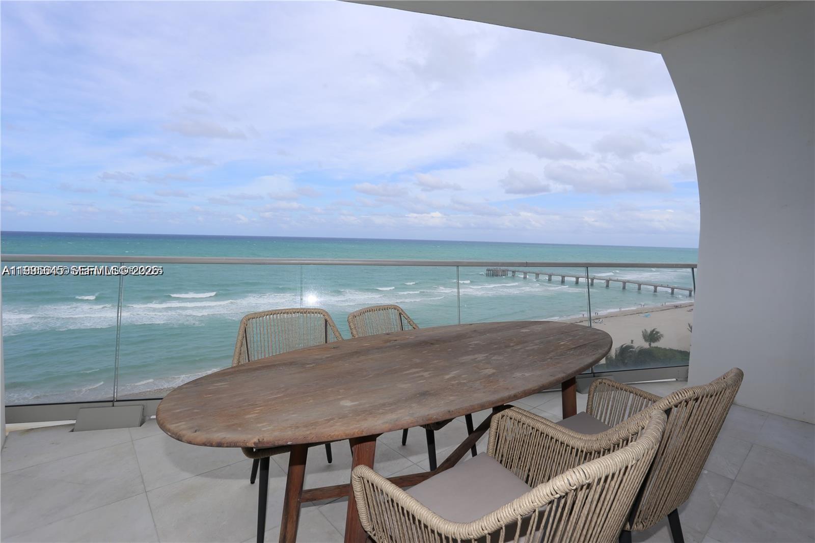 16901 Collins Ave 904 Property Photo 16