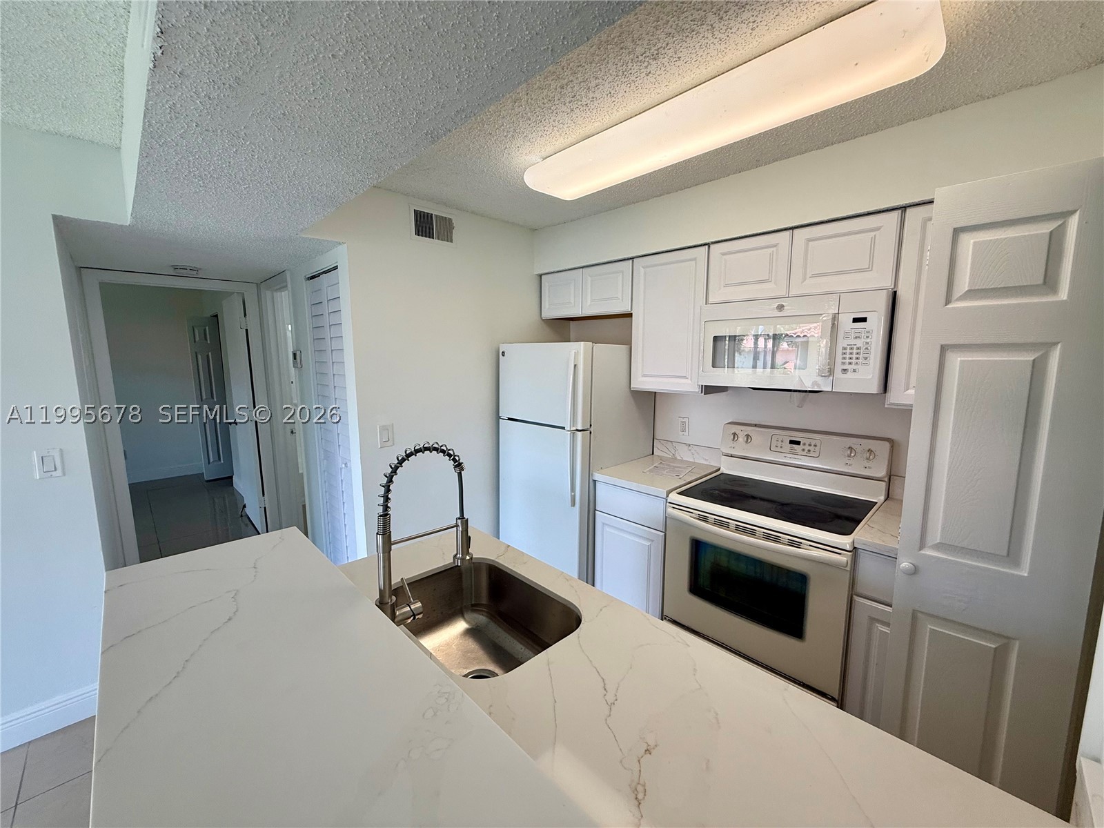 1253 Sw 46th Ave 1608 Property Photo 6