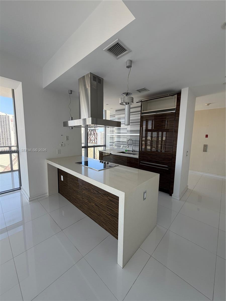 1100 Biscayne Blvd 2605 Property Photo 5