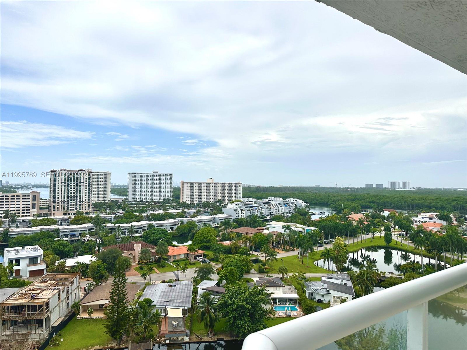 16500 Collins Ave 1453 Property Photo 18