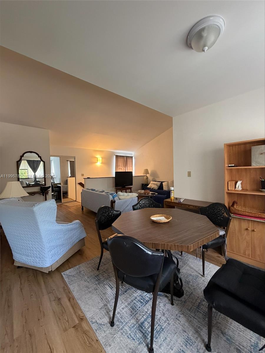 221 W Park Dr 202-3 Property Photo 6