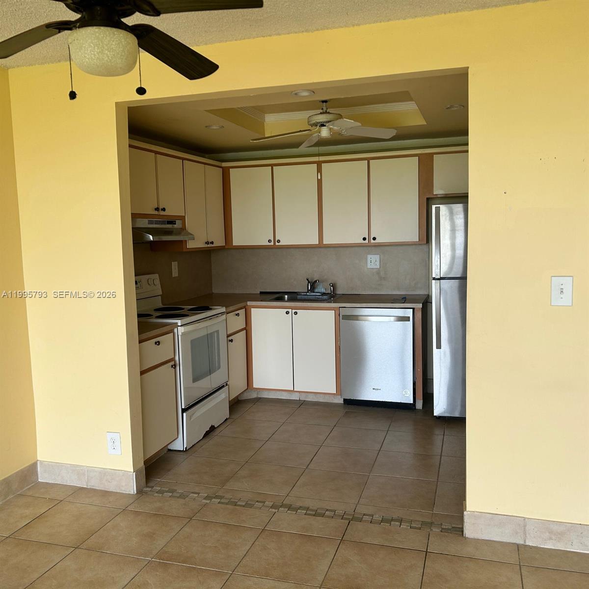 3771 Environ Blvd 650 Property Photo 9