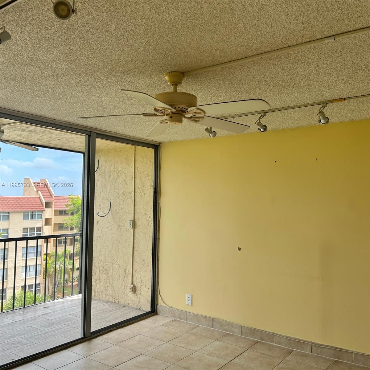 3771 Environ Blvd 650 Property Photo 11