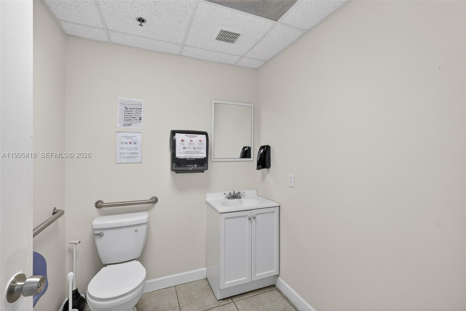 12550 Biscayne Blvd 504 Property Photo 6