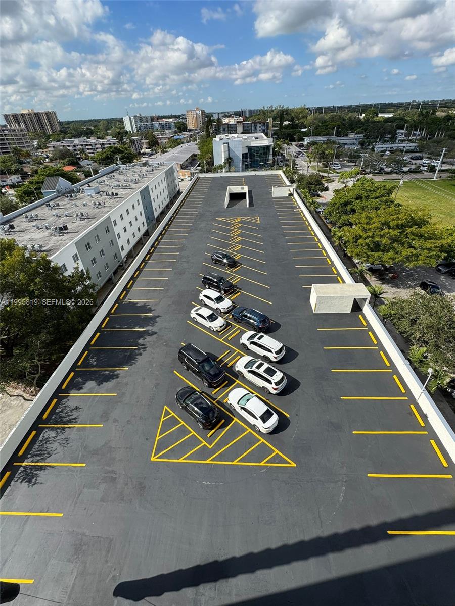 12550 Biscayne Blvd 504 Property Photo 19