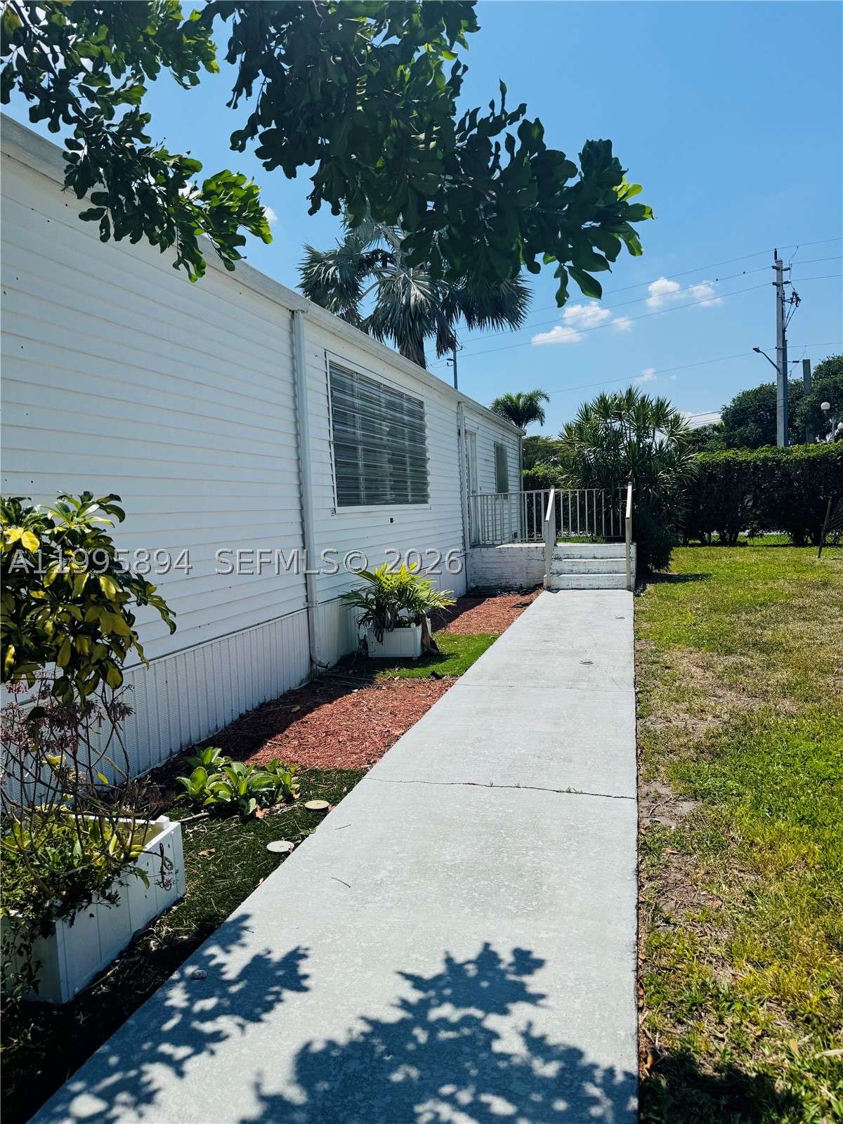 5103 Nw 1st Way Property Photo 17