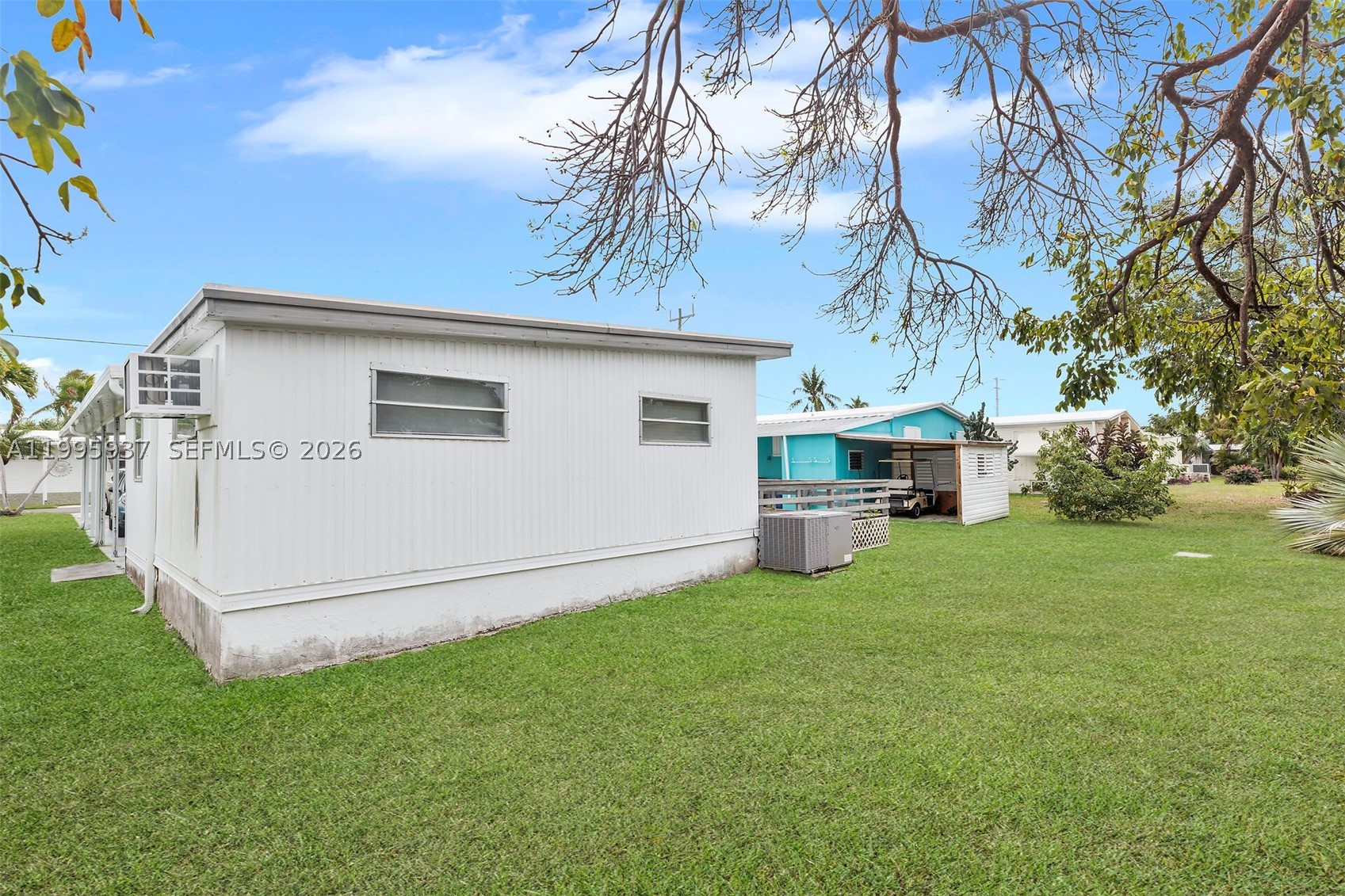 812 S Silver Cir Property Photo 28
