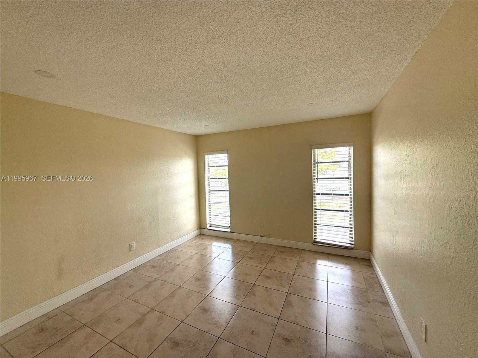 4848 Nw 24th Ct 325 Property Photo 11