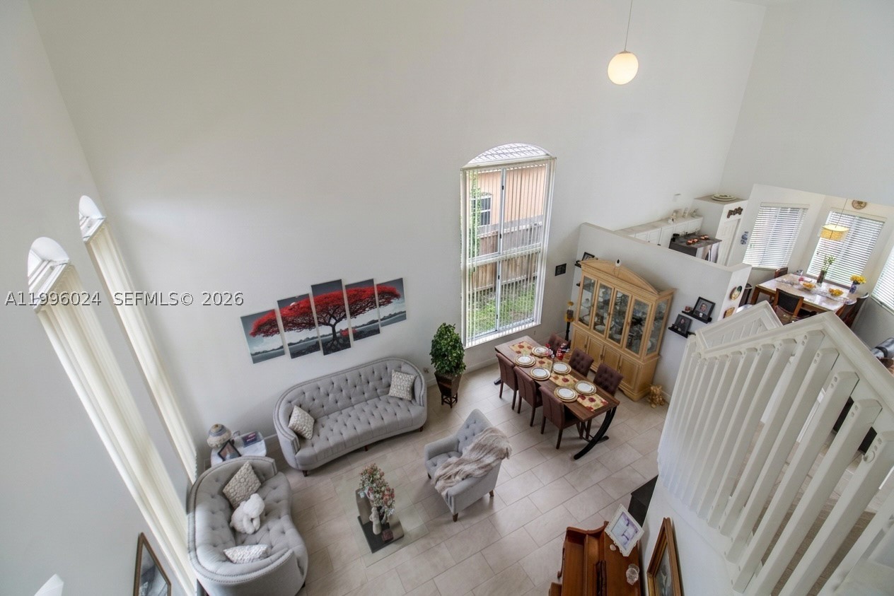 1910 Se 14th Cir Property Photo 18
