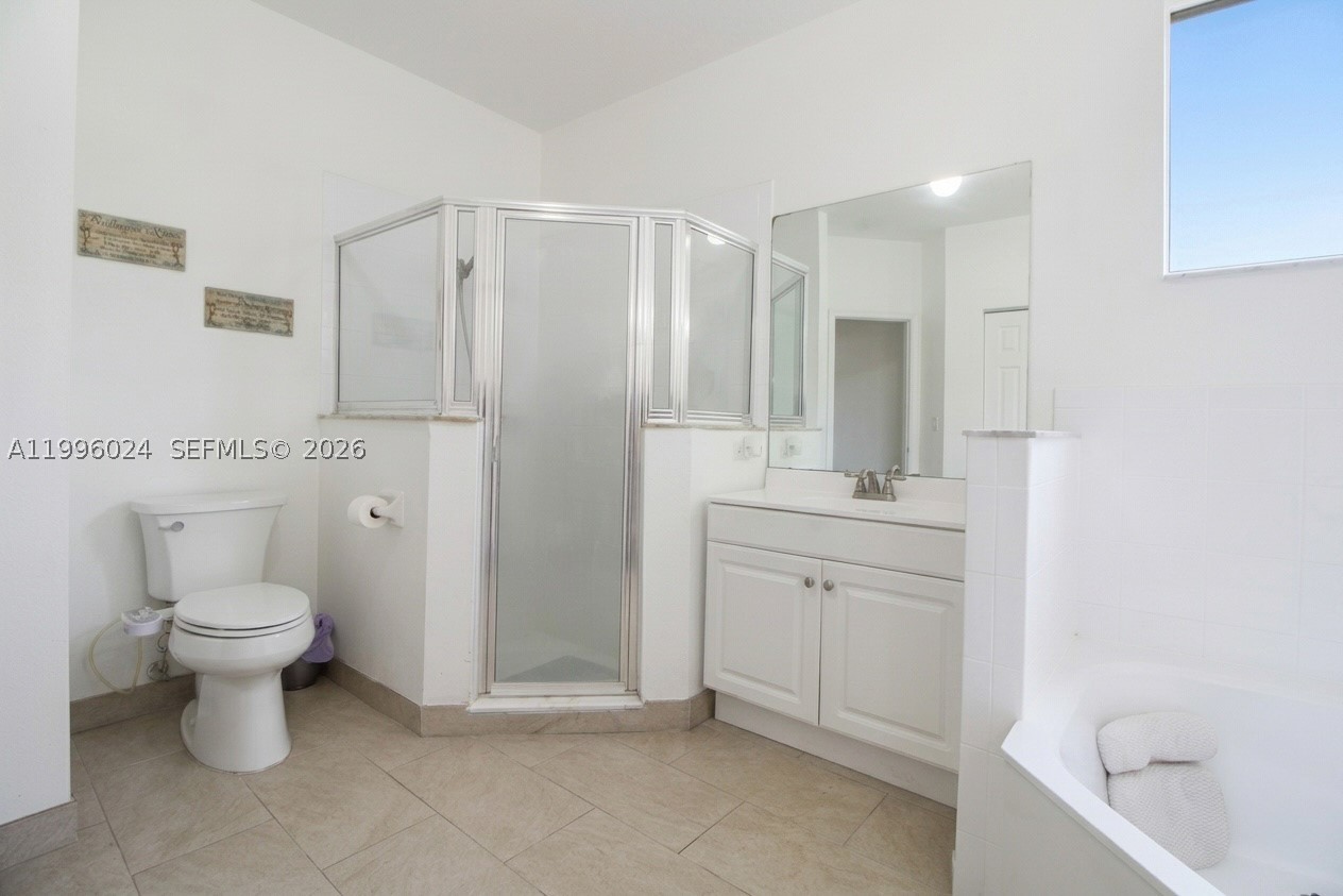 1910 Se 14th Cir Property Photo 32