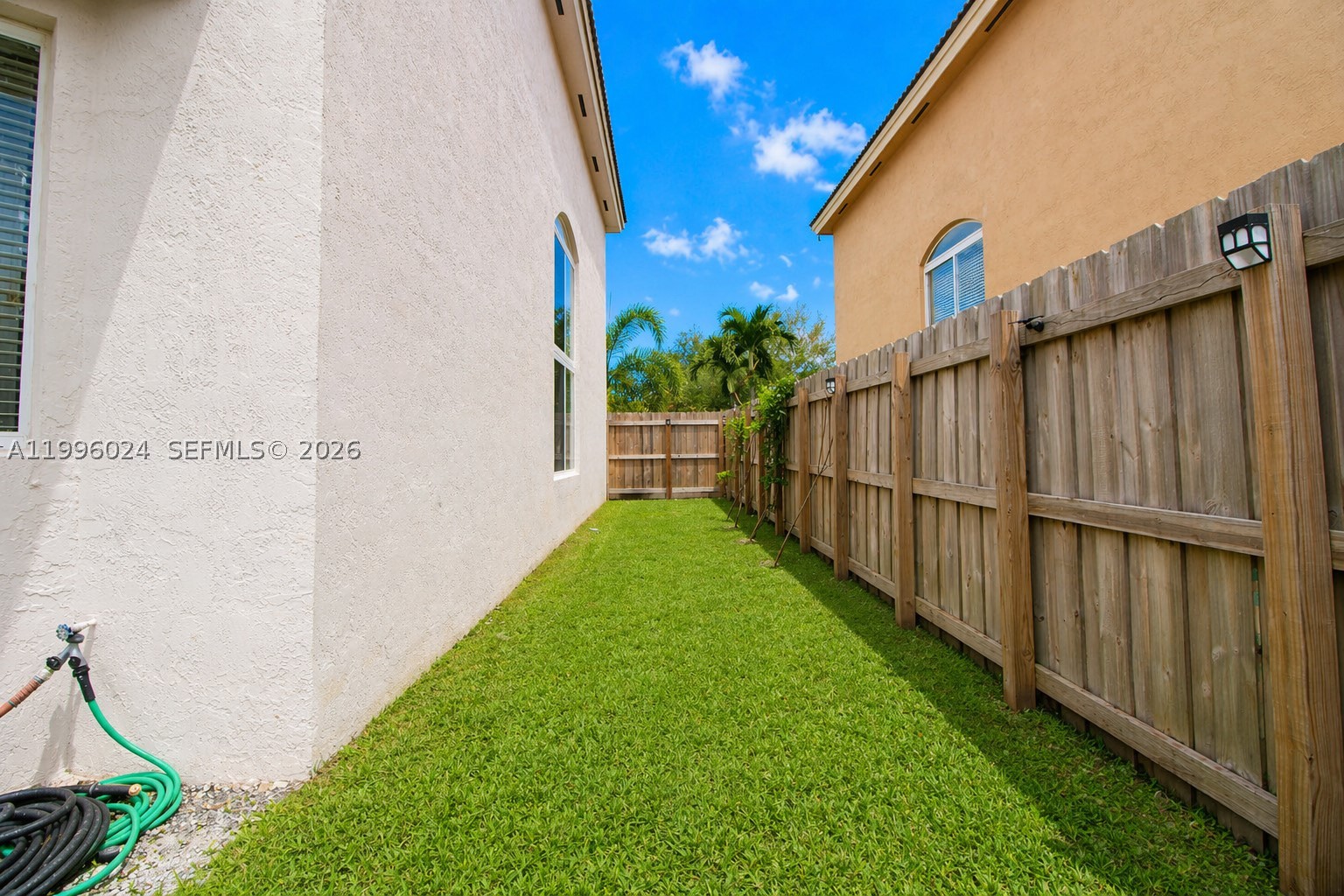 1910 Se 14th Cir Property Photo 47