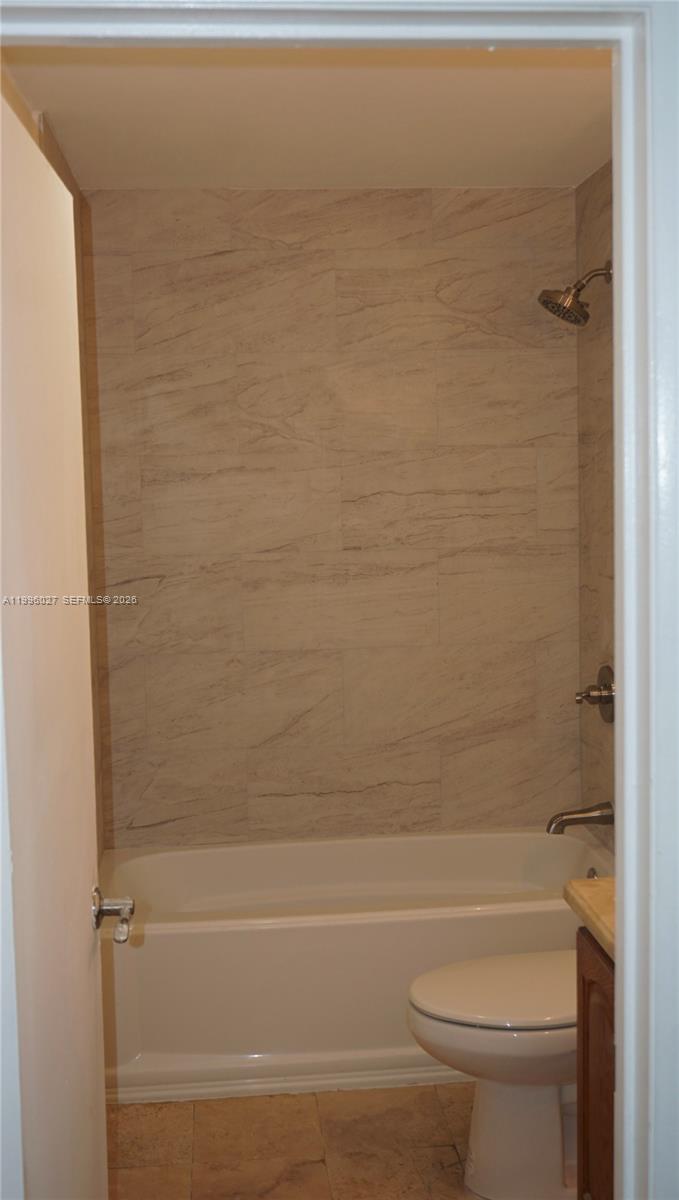 10722 La Placida Dr 9-b2 Property Photo 19