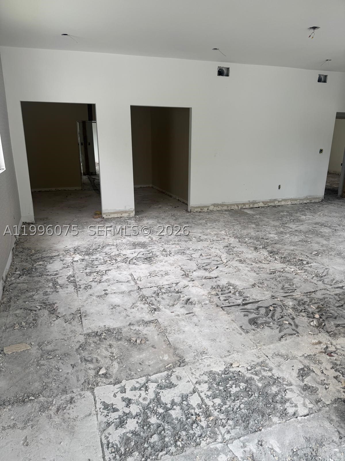 290 Nw 125th Ave Property Photo 5