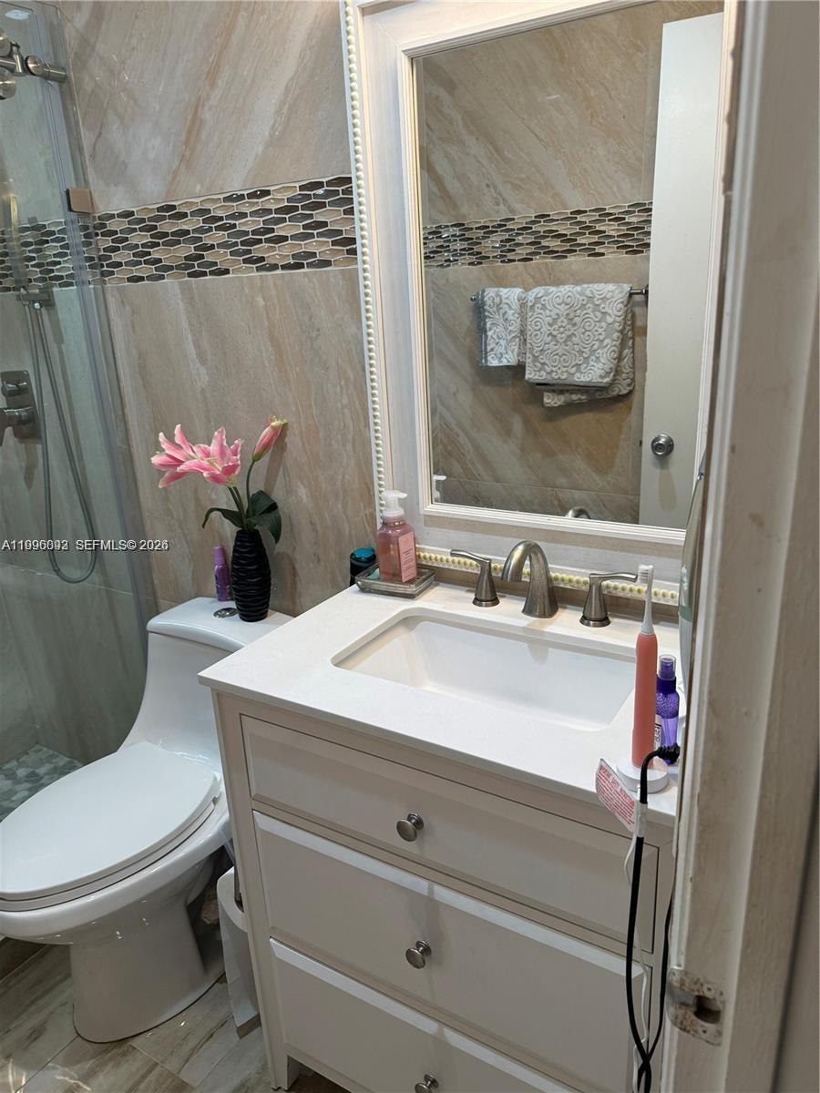 8664 Sw 3rd St 101 Property Photo 15