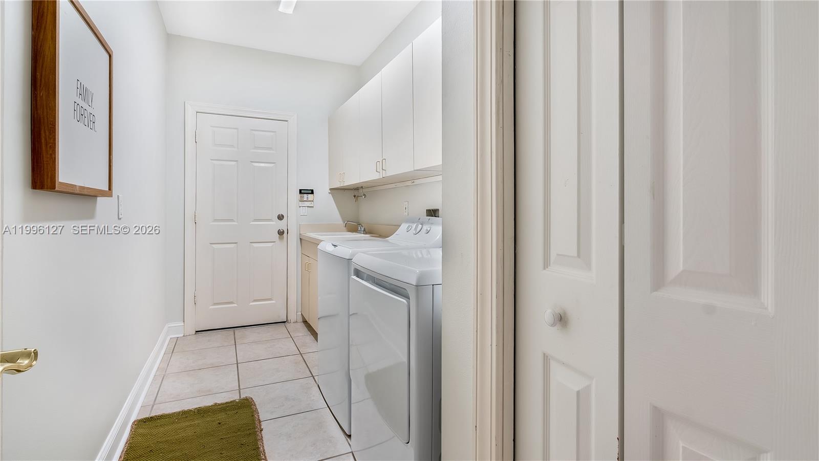 11859 Sanbourn Ct Property Photo 35