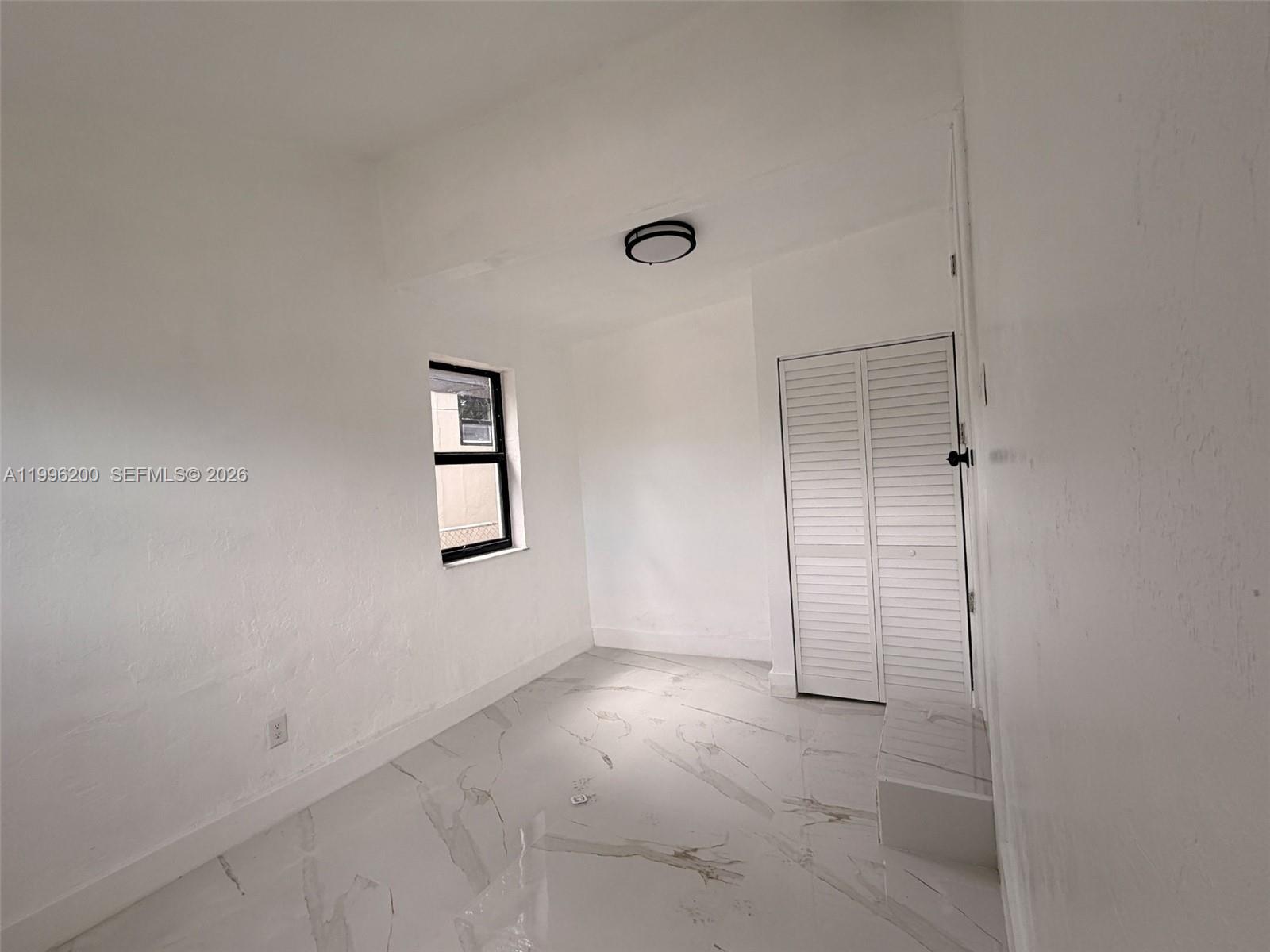 1261 Nw 45th St Property Photo 11