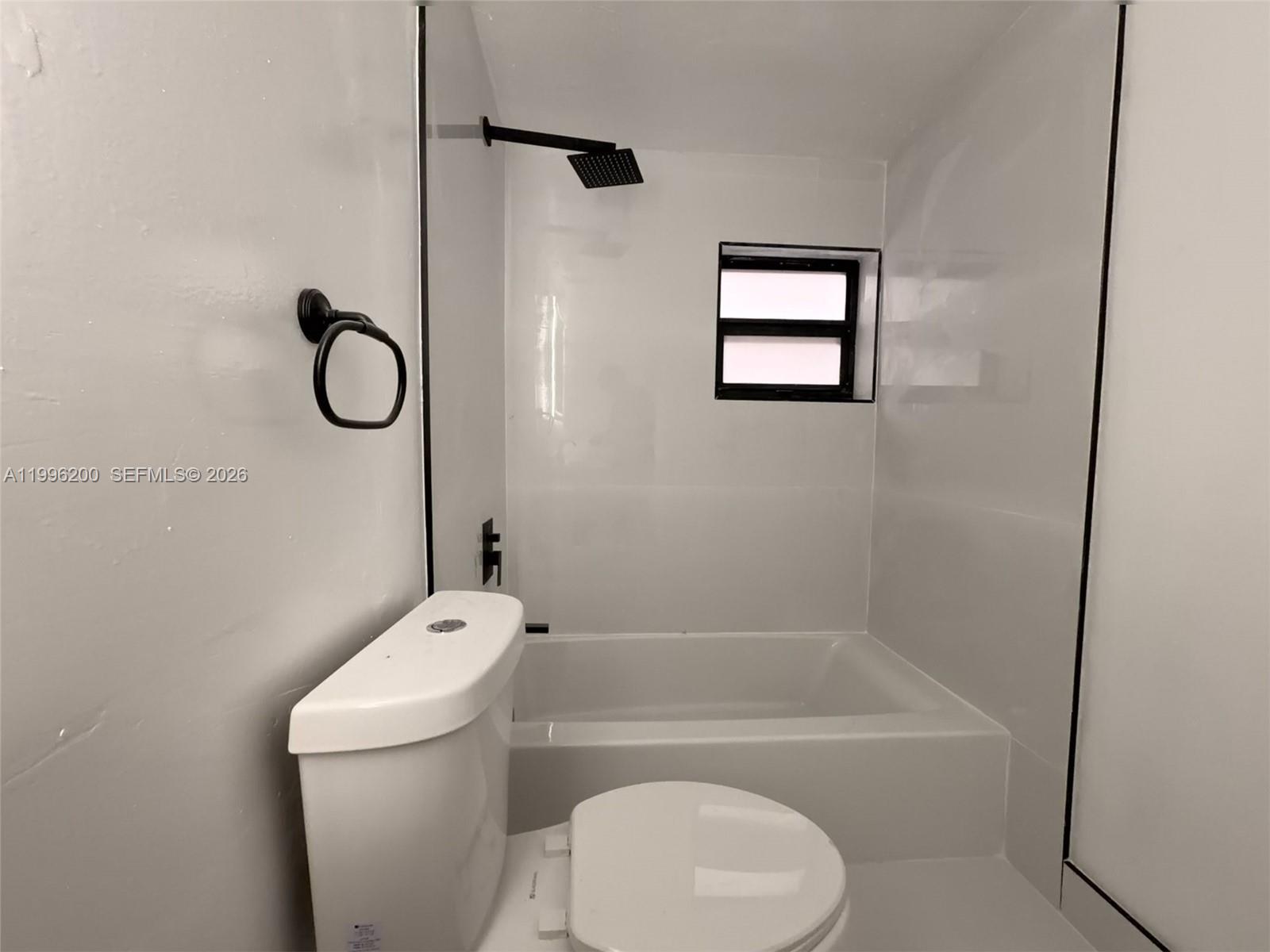 1261 Nw 45th St Property Photo 39